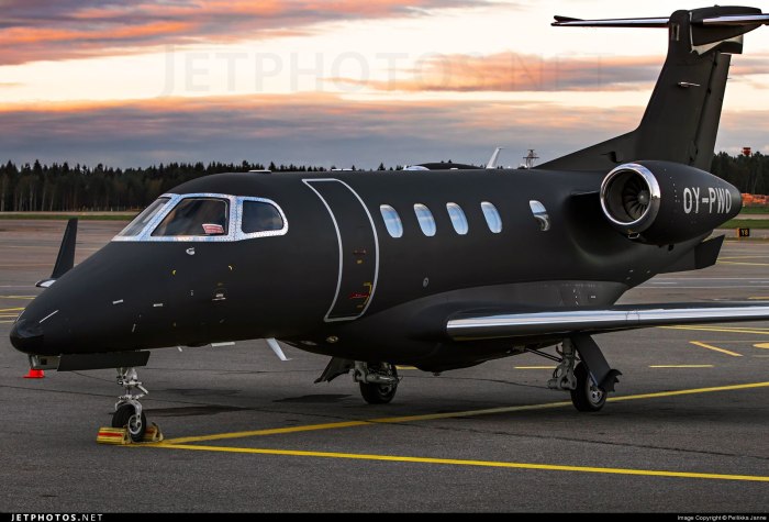 Embraer 550