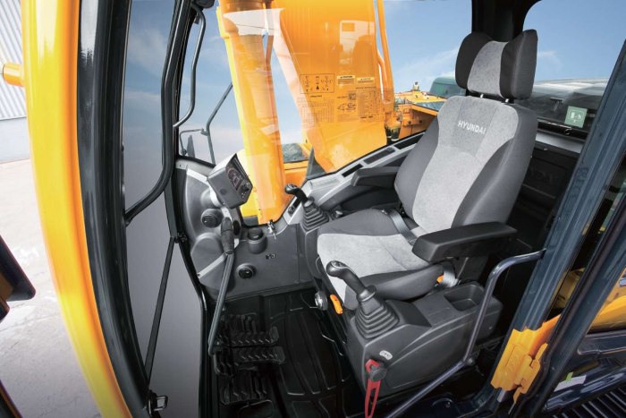 Hyundai r220lc-9s