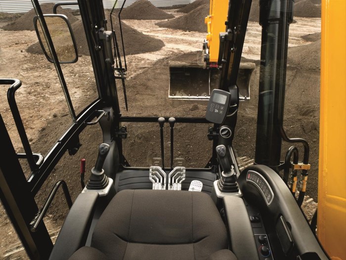 Кабина экскаватора JCB 8045