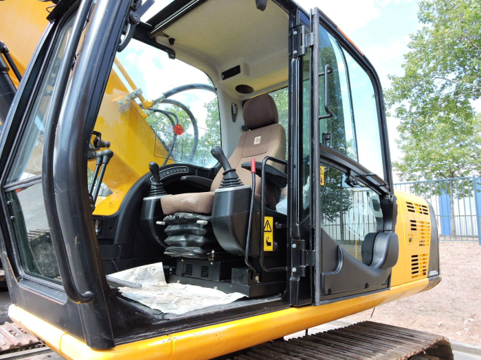 JCB 160w кабина