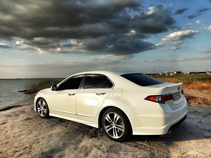 Honda Accord 8 Type s White