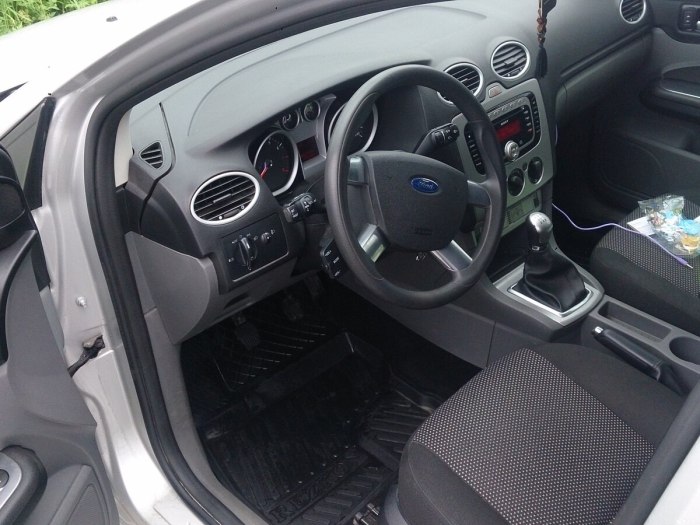 Ford Focus 2008 хэтчбек салон