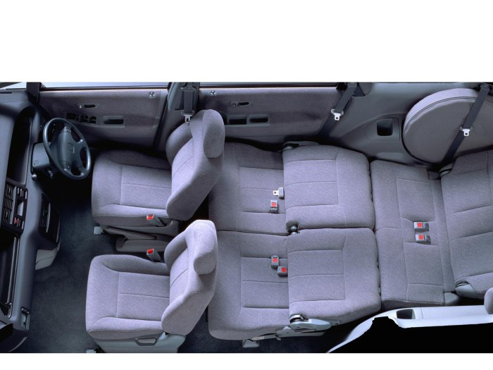 Honda Одиссей 2000 салон