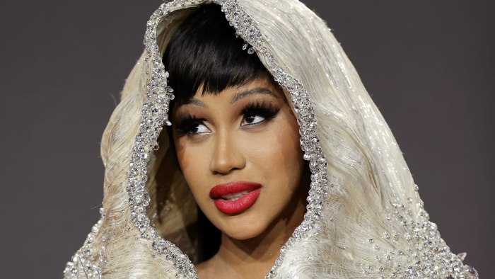 Cardi b красивая