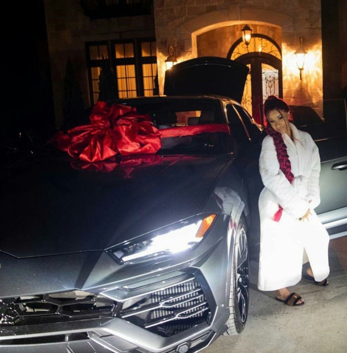 Lamborghini Truck Cardi b