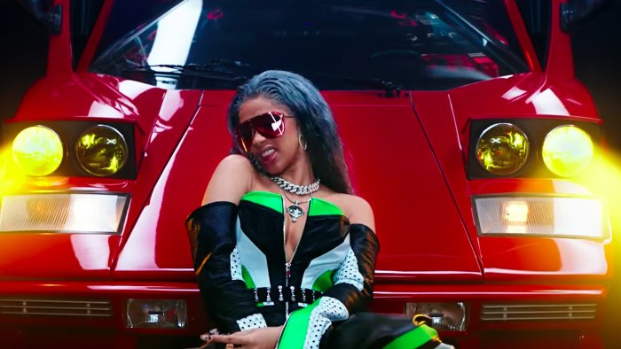 Migos, Nicki Minaj, Cardi b - Motorsport