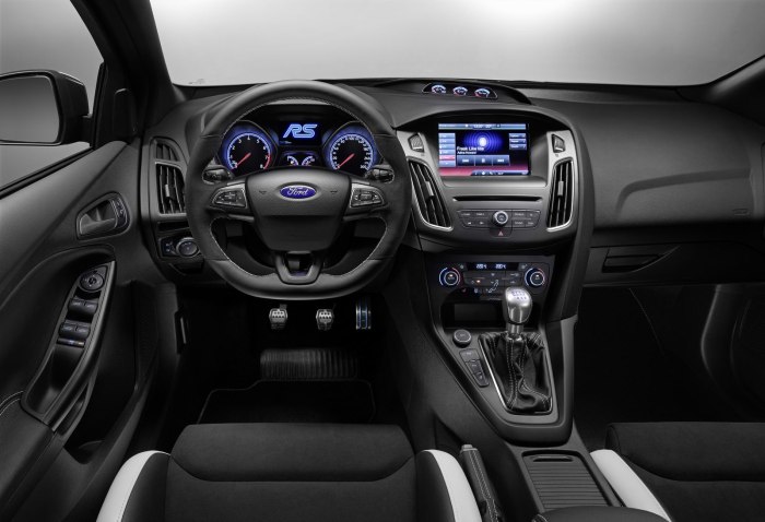 Ford Focus 2017 салон