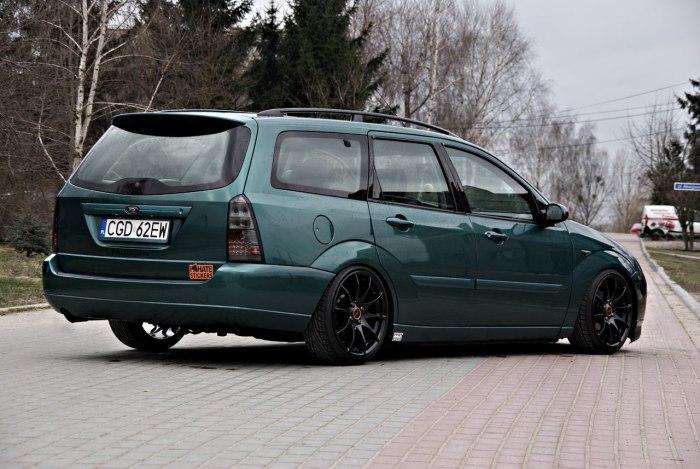 Ford Focus 1 Wagon stance