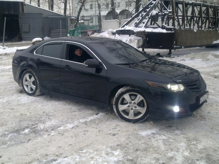 Honda Accord 2008 черная тонированная