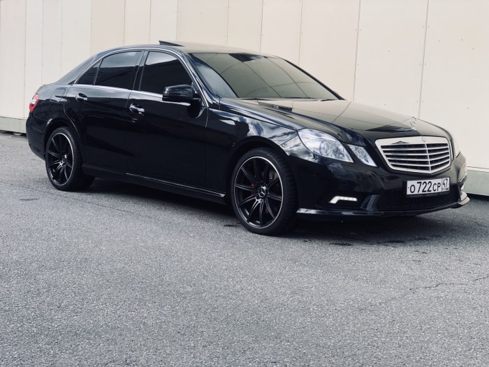 Мерседес е200 АМГ w212