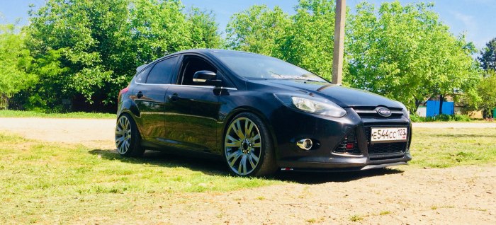 Ford Focus 2 хэтчбек r18