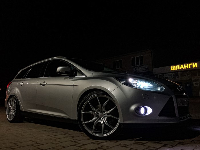 Ford Focus 3 r19