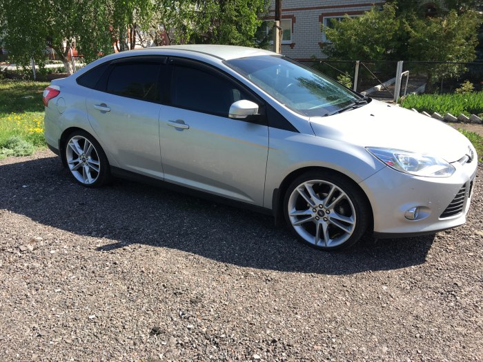 Ford Focus r18