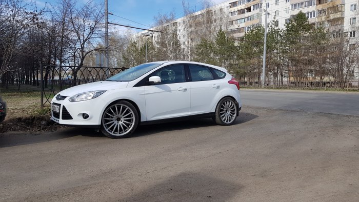 Ford Focus 3 r17