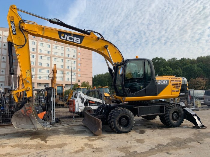 Экскаватор JCB js 200 w t2