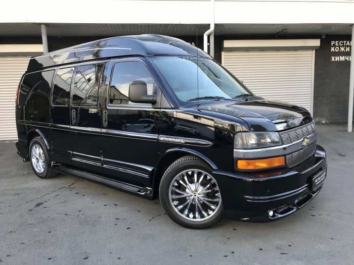 Chevrolet Express r20