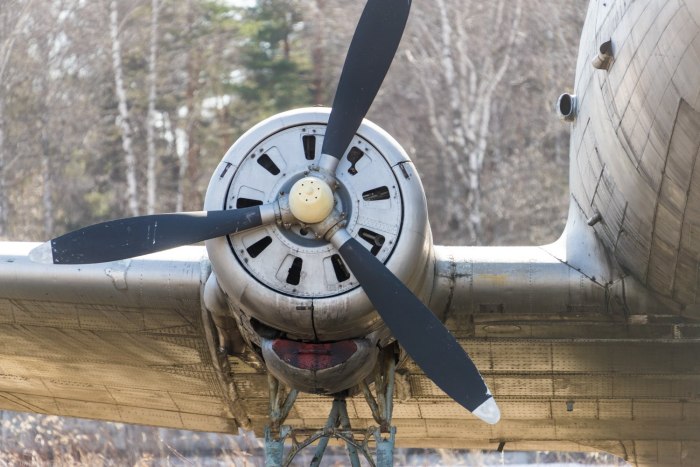Ли-2 бомбардировщик