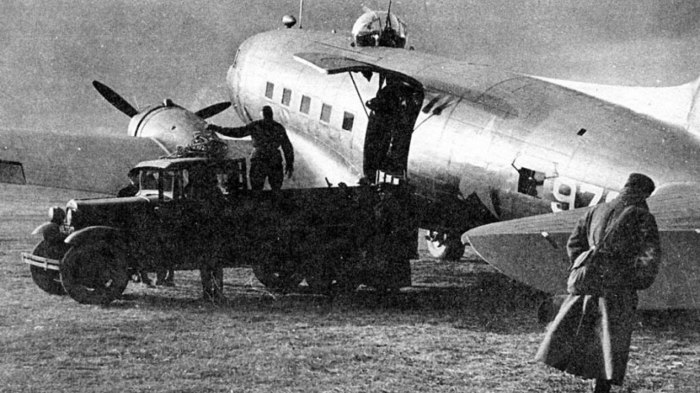 Ли-2 самолет ВОВ