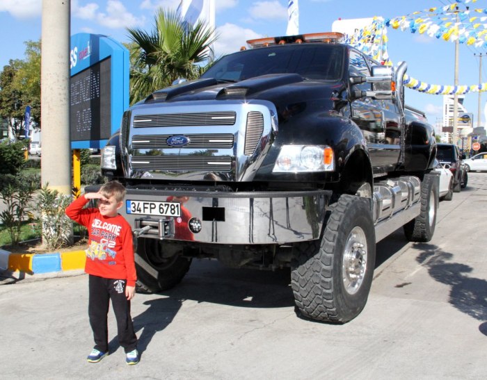 Ford f750