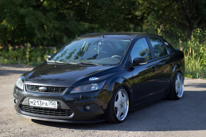 Ford Focus 2 седан