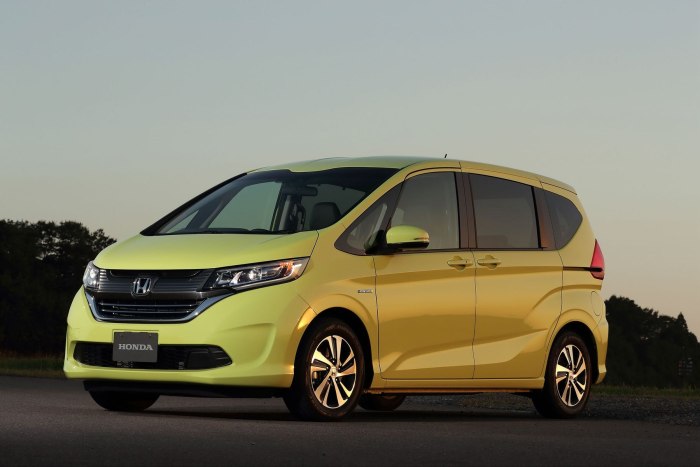 Honda freed Hybrid 2017