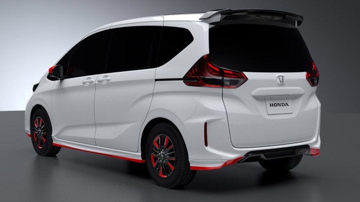 Honda freed 2017 modulo