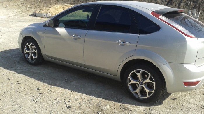 Ford Focus 2 на 16 дисках