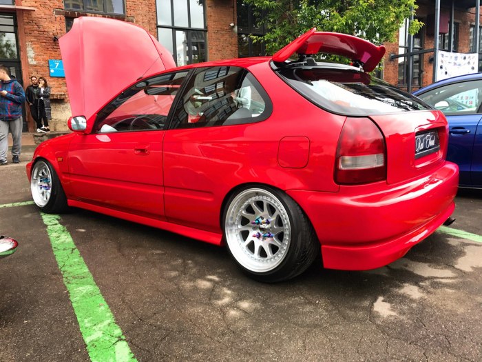 Honda Civic 1998 хэтчбек