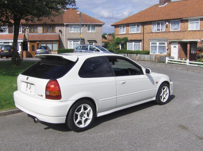 Honda Civic 1998 хэтчбек