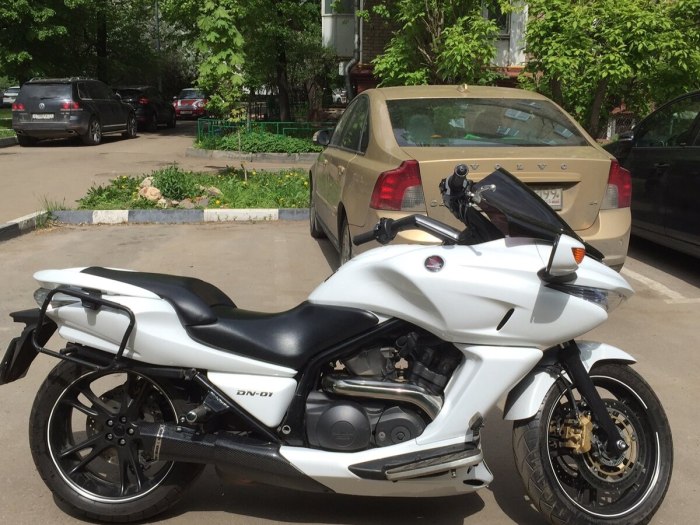 Honda DN-01 Touring