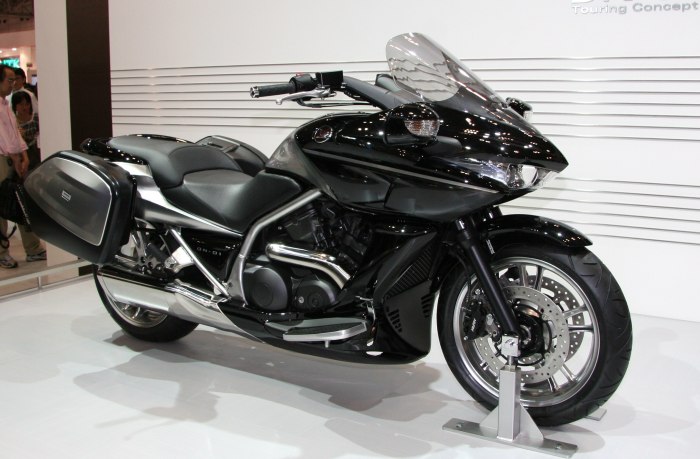 Honda DN-01 Touring
