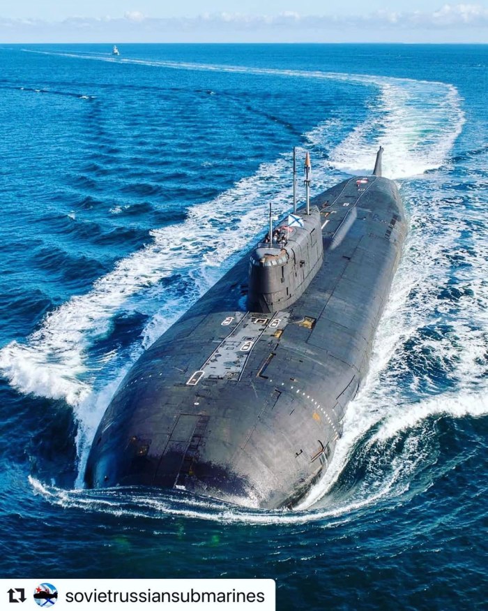 Атомная подводная лодка 949 а Антей
