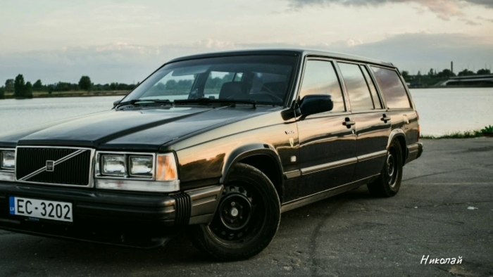 Volvo 740 2.3