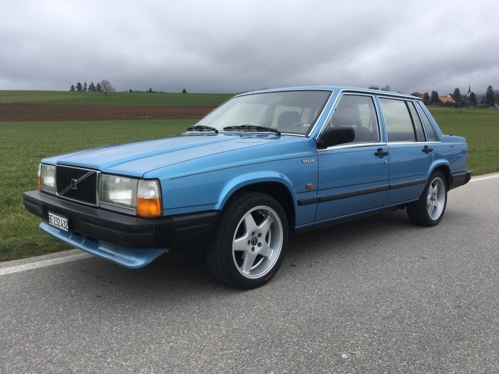 Volvo 740 2.3