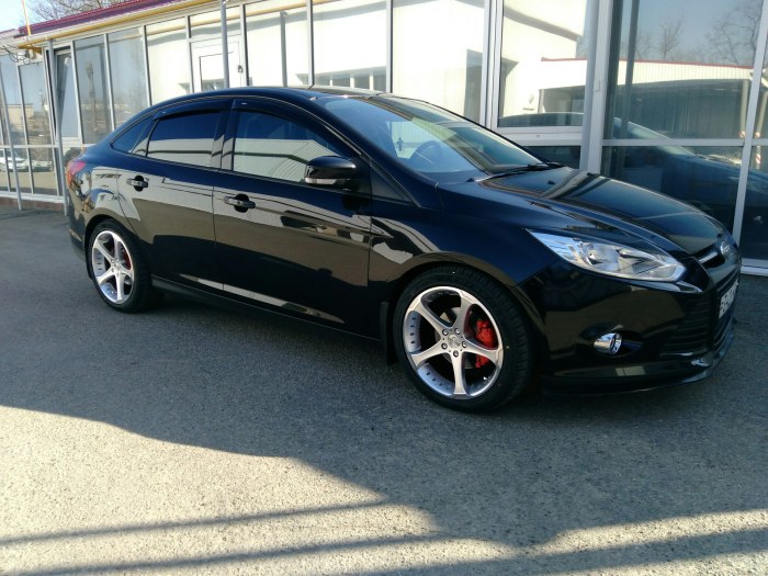 Ford Focus 3 седан черный