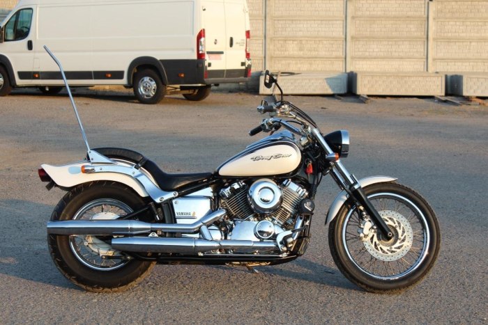 Yamaha XVS 400 Drag Star Custom