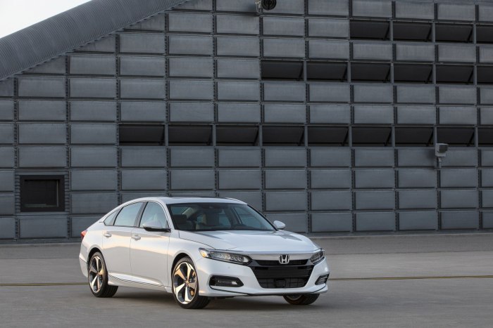 Honda Accord 10 поколения