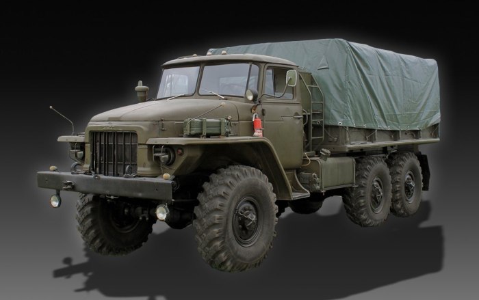 Урал-4320 грузовой армейский
