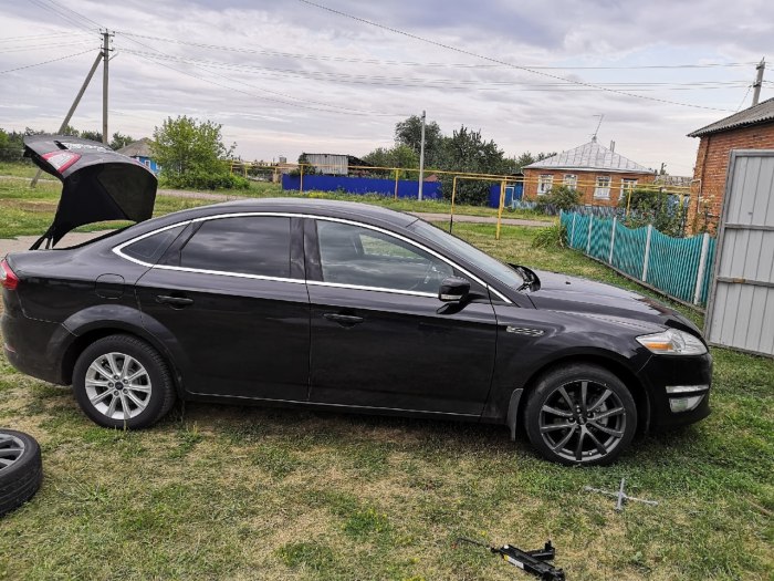 Ford Mondeo r18