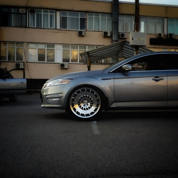 Ford Mondeo 3 на 18 дисках