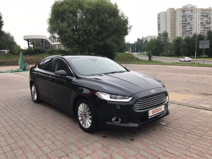 Ford Mondeo 5 черный
