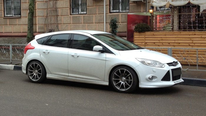 Ford Focus 3 на 18 дисках
