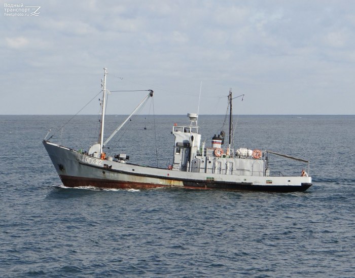 Средний Черноморский сейнер СЧС-225