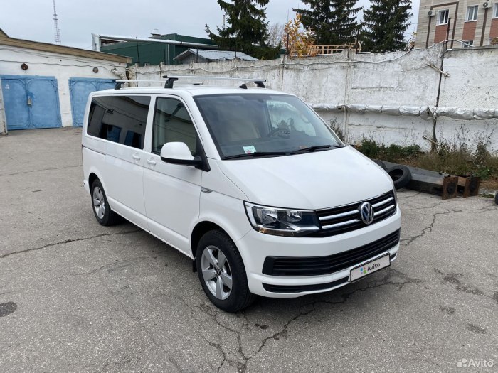 Volkswagen Caravelle 2019 белый