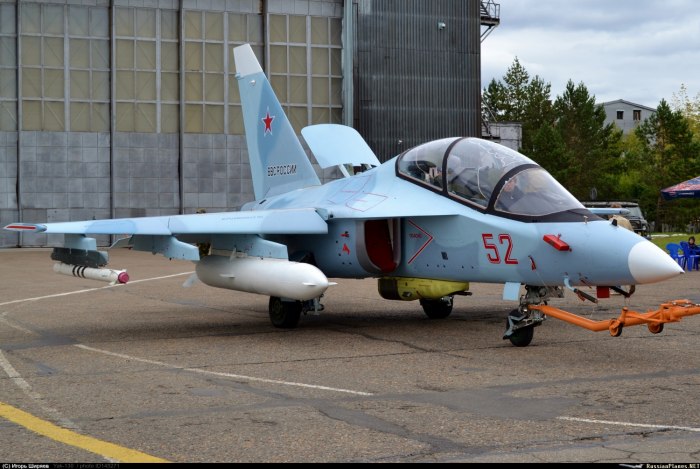Яковлев як-130