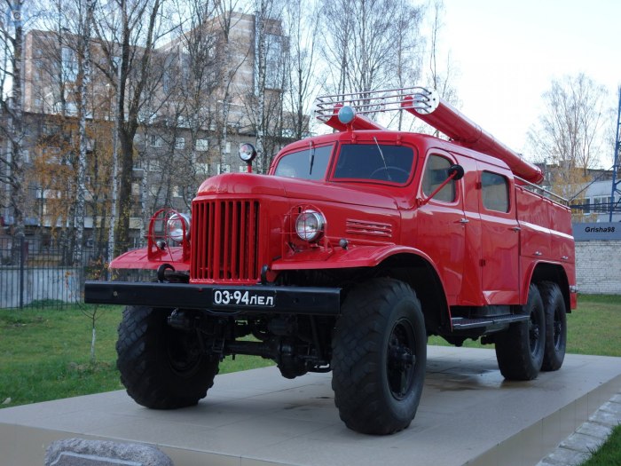 ЗИЛЫ 157-Е