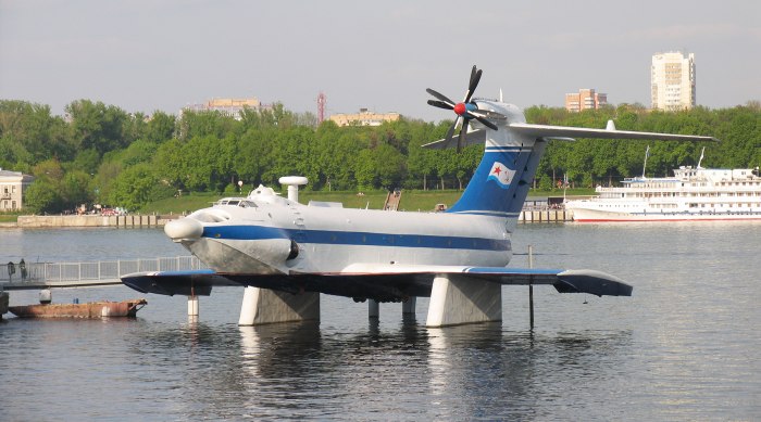 Экраноплан Орленок