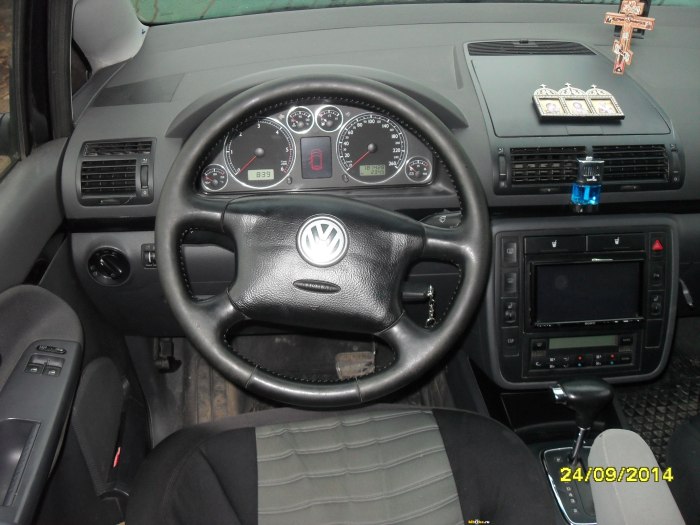 Volkswagen Sharan 2000 салон