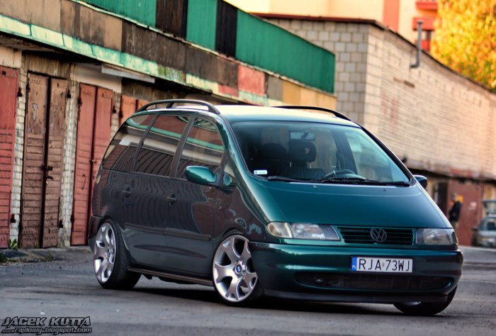Seat Alhambra Volkswagen Sharan Ford Galaxy