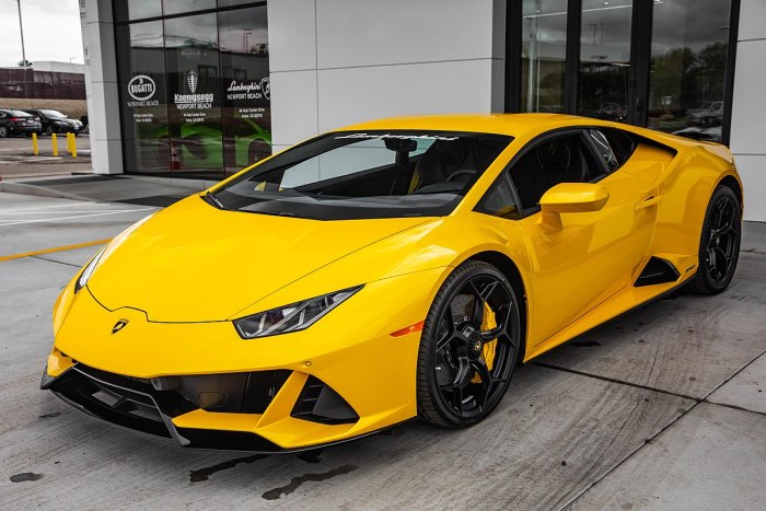 Lamborghini Huracan EVO 2020 оранжевый